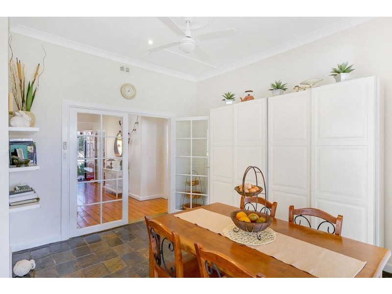 17 Fourth Avenue, Cheltenham SA 5014