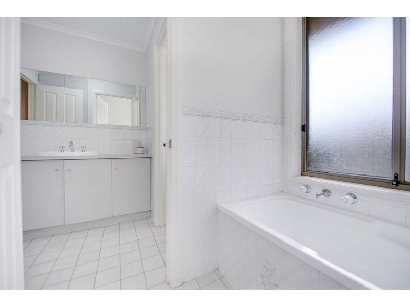 12 Glenwood Rise, Hillbank SA 5112