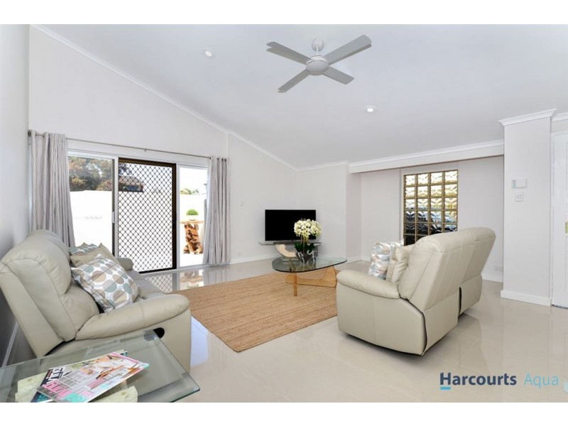 2 Nareeda Way, West Lakes SA 5021