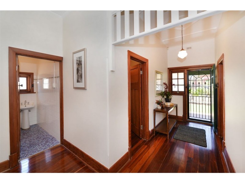 35 Henley St, Mile End SA 5031
