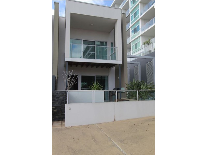 3 Tarni Court, New Port SA 5015