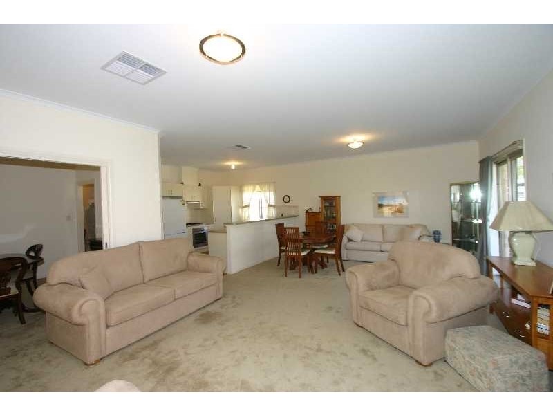 9 Bollen Street, North Haven SA 5018