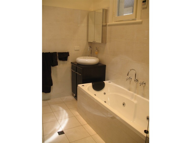 11 Swan Street, Semaphore SA 5019