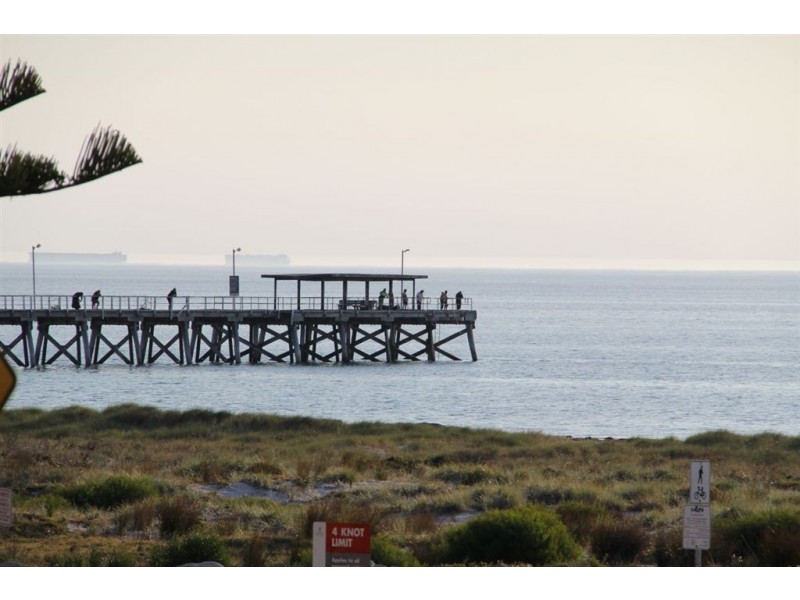 9/205 Lady Gowrie Drive, Largs Bay SA 5016