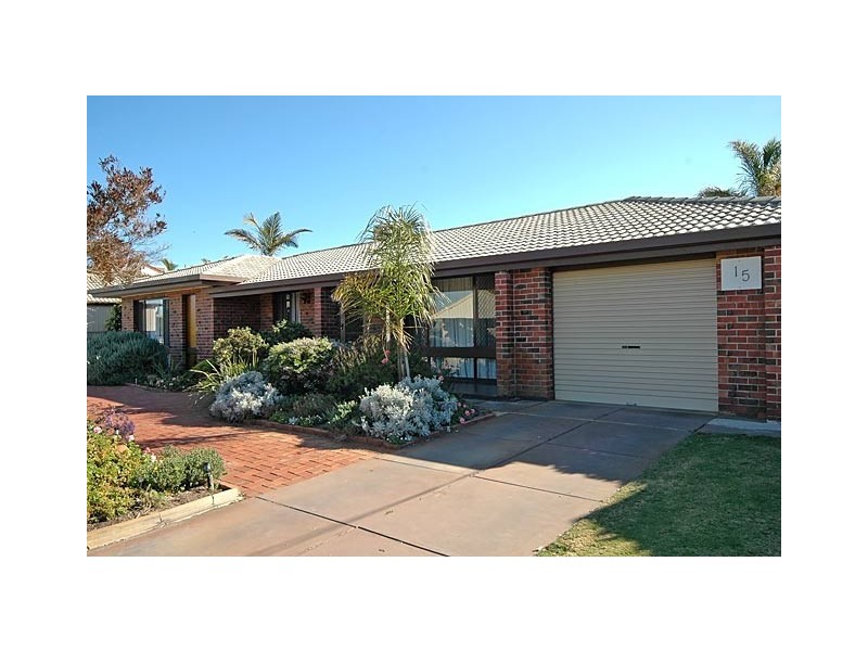 15 Zephyr Grove, Semaphore Park SA 5019