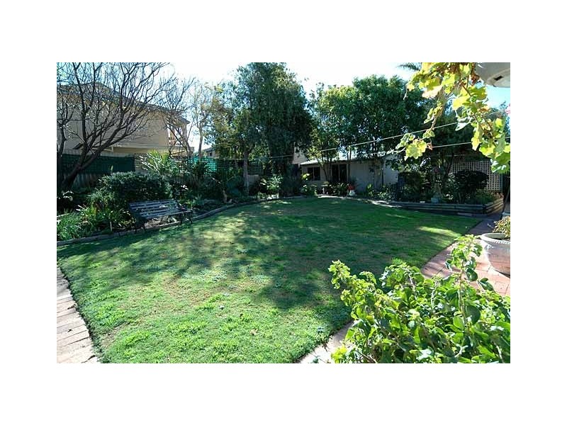 15 Zephyr Grove, Semaphore Park SA 5019