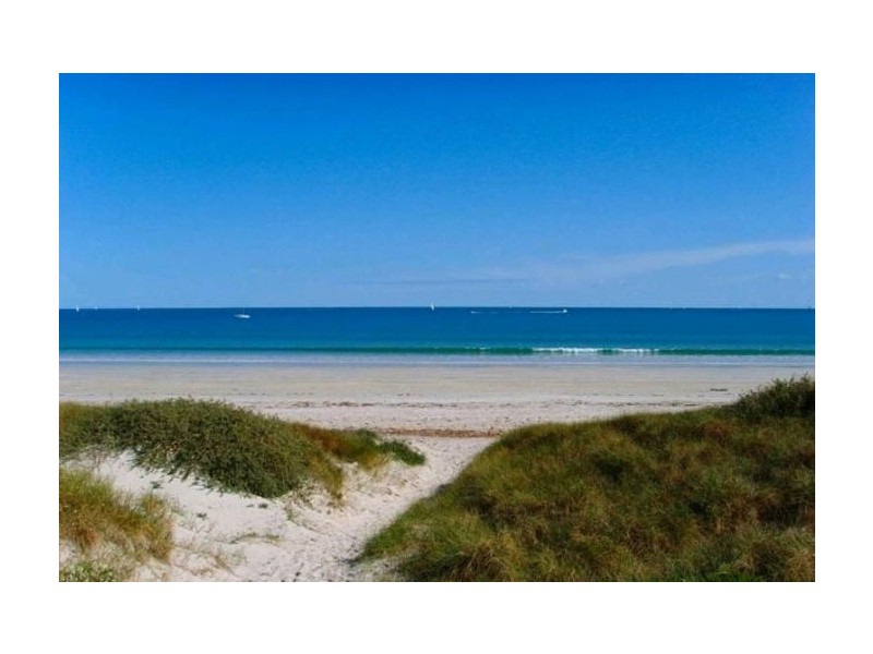 7/4 Gulf Point Drive, North Haven SA 5018