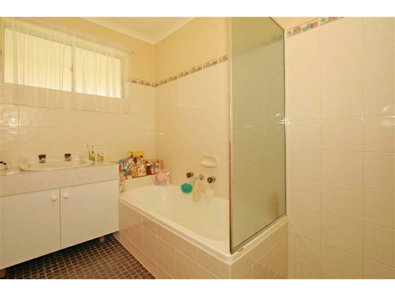 15 Seaspray Avenue, North Haven SA 5018