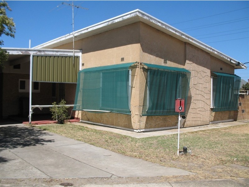 4 Lamorna Terrace, Largs Bay SA 5016