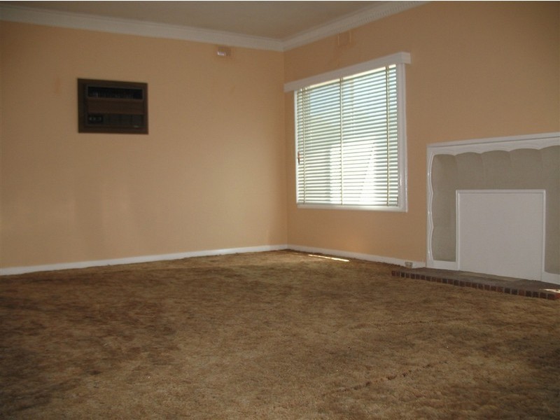 4 Lamorna Terrace, Largs Bay SA 5016