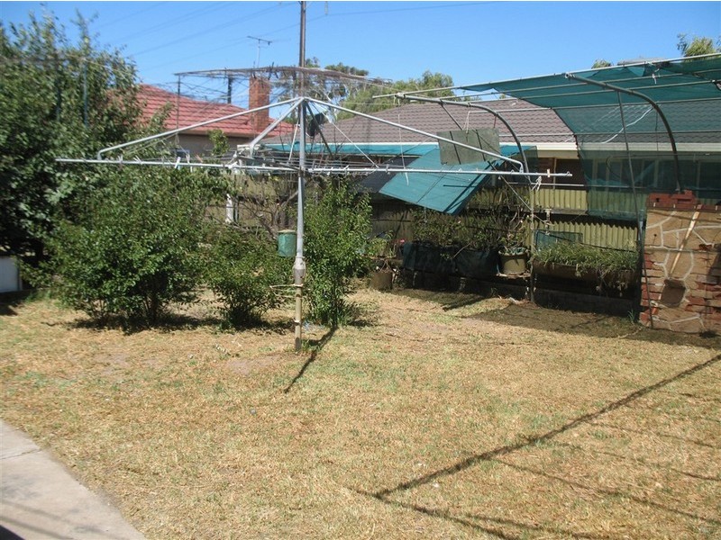 4 Lamorna Terrace, Largs Bay SA 5016