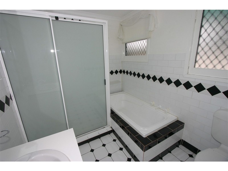 13 Marine Terrace, Rosewater SA 5013