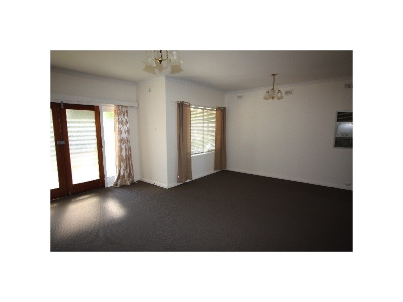 276 Military Road, Grange SA 5022