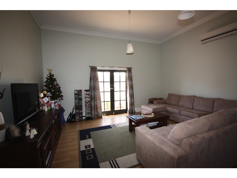 25 Tapleys Hill, Hendon SA 5014