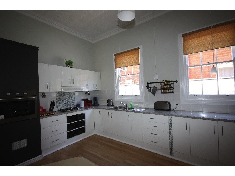 25 Tapleys Hill, Hendon SA 5014