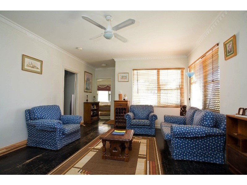 36 Cave Street, Semaphore SA 5019