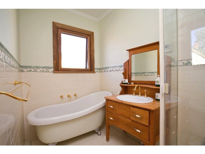 36 Cave Street, Semaphore SA 5019