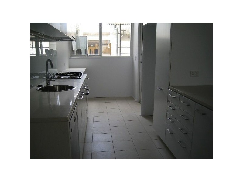 2 Yeltu Court, New Port SA 5015