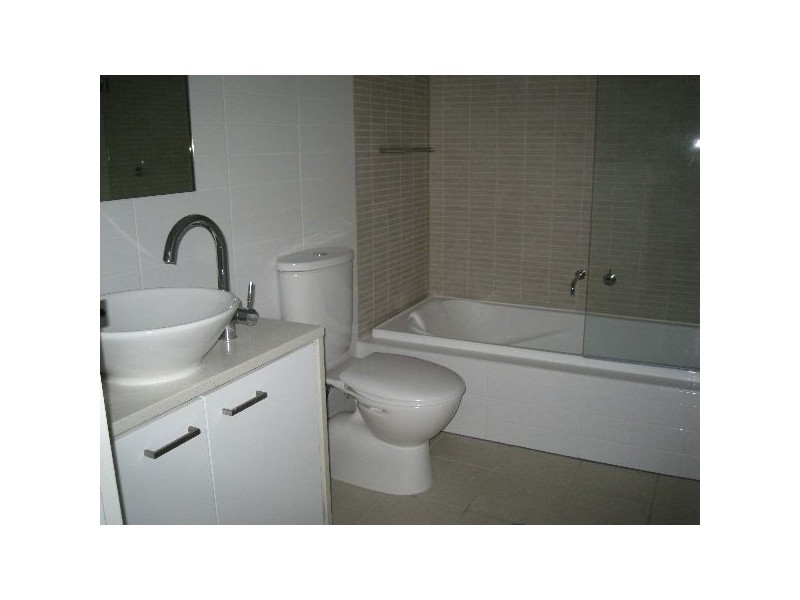 2 Yeltu Court, New Port SA 5015