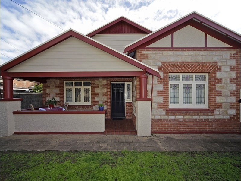 15 Cavendish Street, Semaphore SA 5019