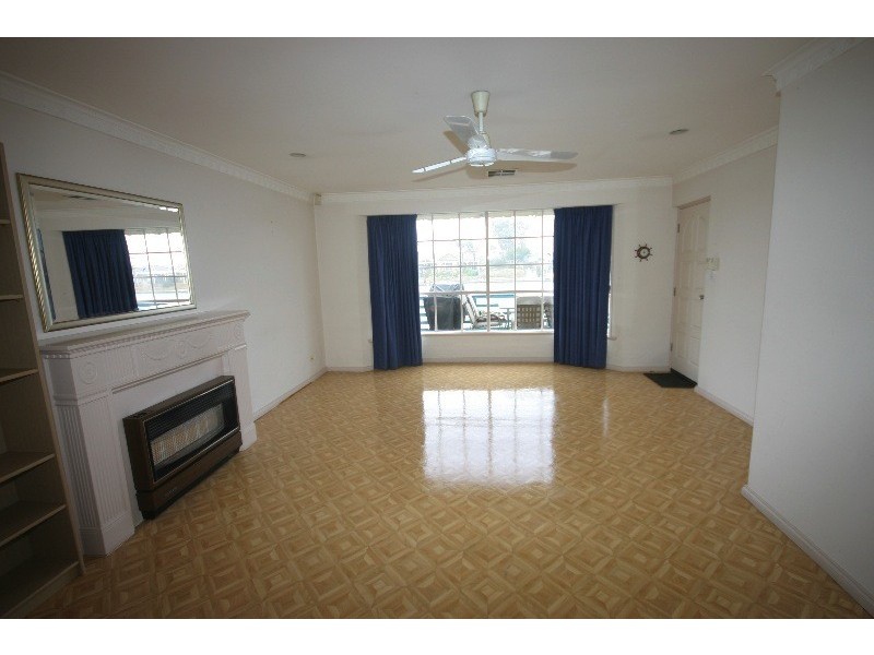 1/8 Hansen Court, West Lakes Shore SA 5020