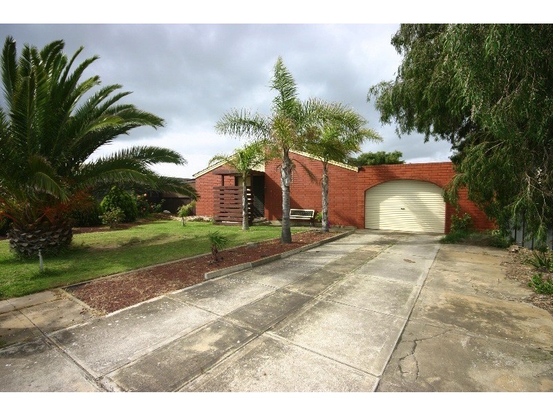 28 Tucker Crescent, North Haven SA 5018