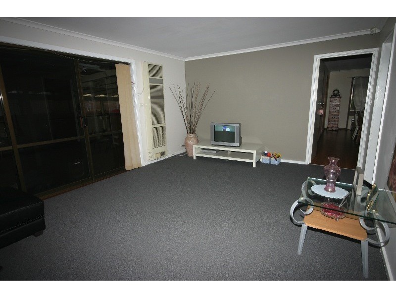 28 Tucker Crescent, North Haven SA 5018