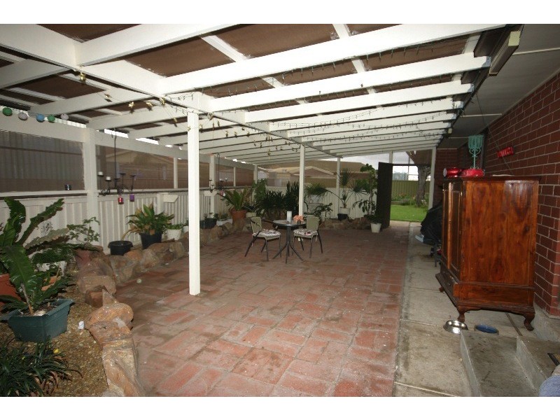 28 Tucker Crescent, North Haven SA 5018