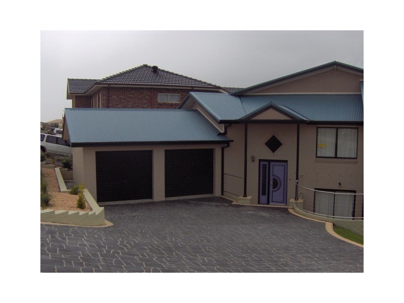 83 Englorie Park Drive, Glen Alpine NSW 2560