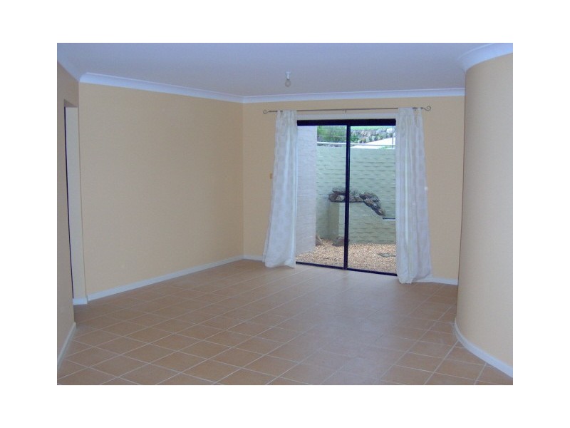 83 Englorie Park Drive, Glen Alpine NSW 2560