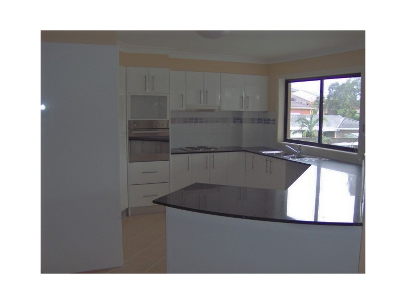 83 Englorie Park Drive, Glen Alpine NSW 2560