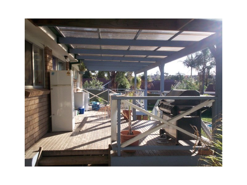 35 Georgiana Cres, Ambarvale NSW 2560