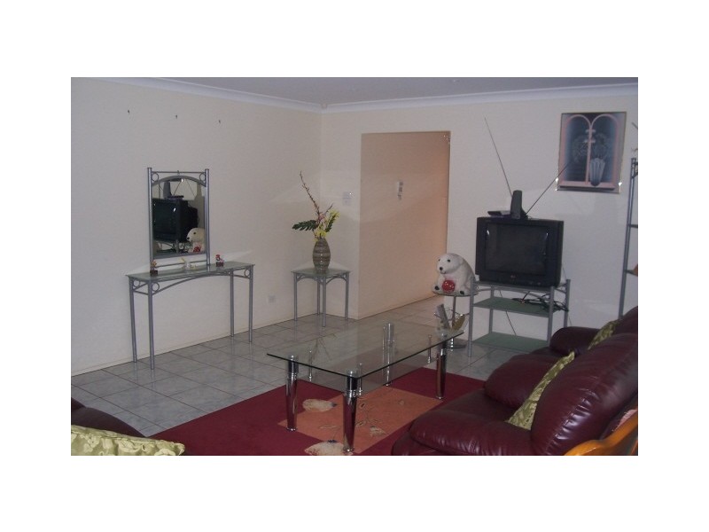 27 Lerwick Pl, St Andrews NSW 2566