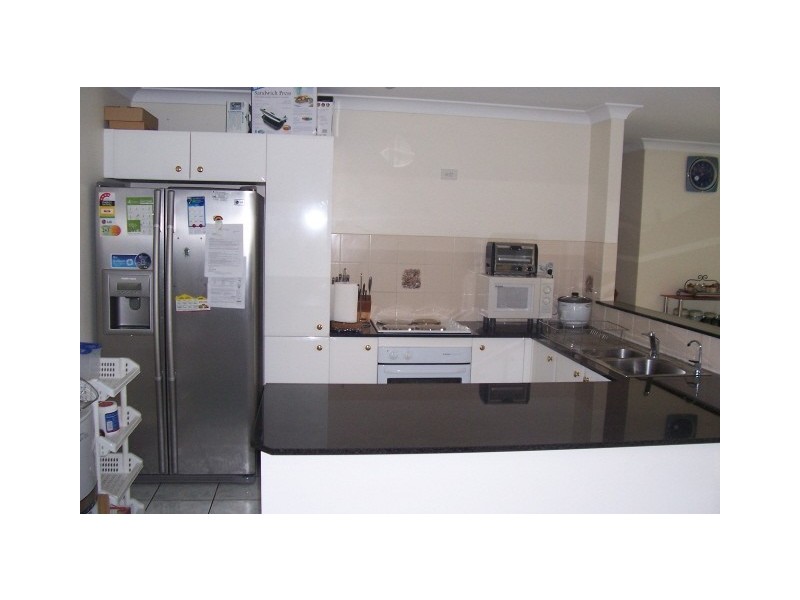 27 Lerwick Pl, St Andrews NSW 2566