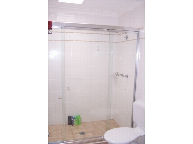 10 Seddon Pl, Campbelltown NSW 2560