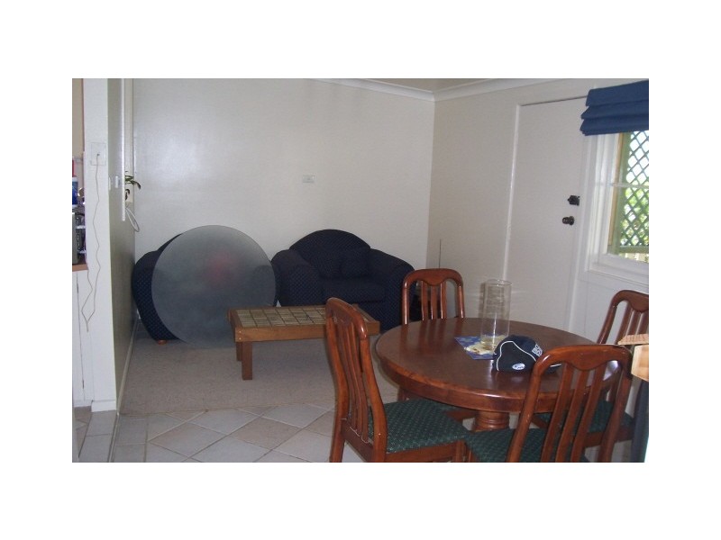 10 Seddon Pl, Campbelltown NSW 2560