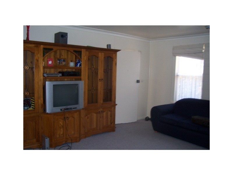 10 Seddon Pl, Campbelltown NSW 2560