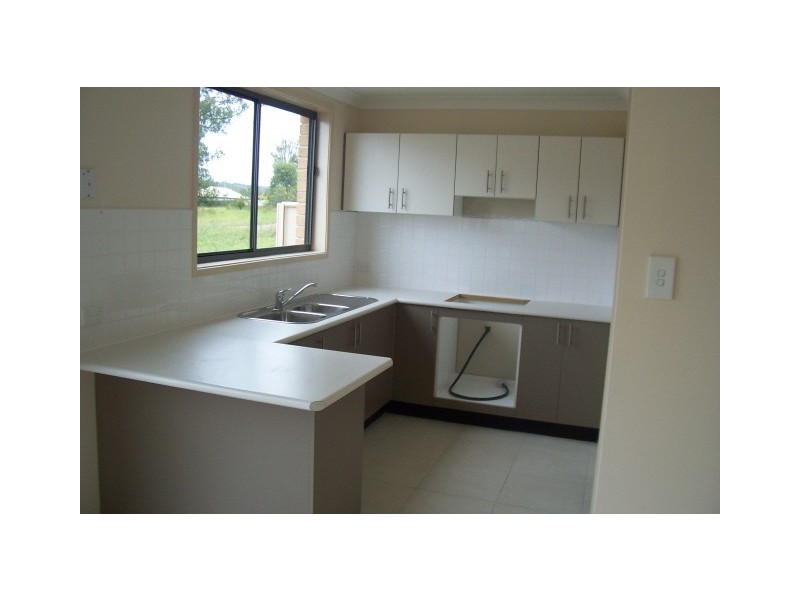 11 Busch Place, St Helens Park NSW 2560