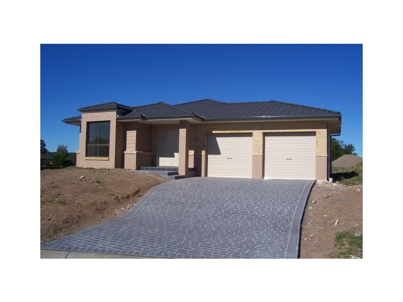 12 Busch Place, St Helens Park NSW 2560