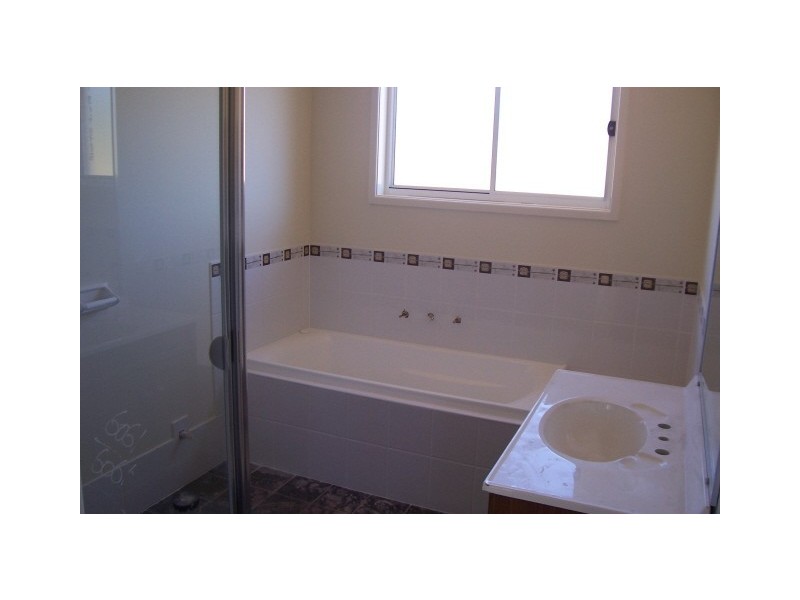 12 Busch Place, St Helens Park NSW 2560