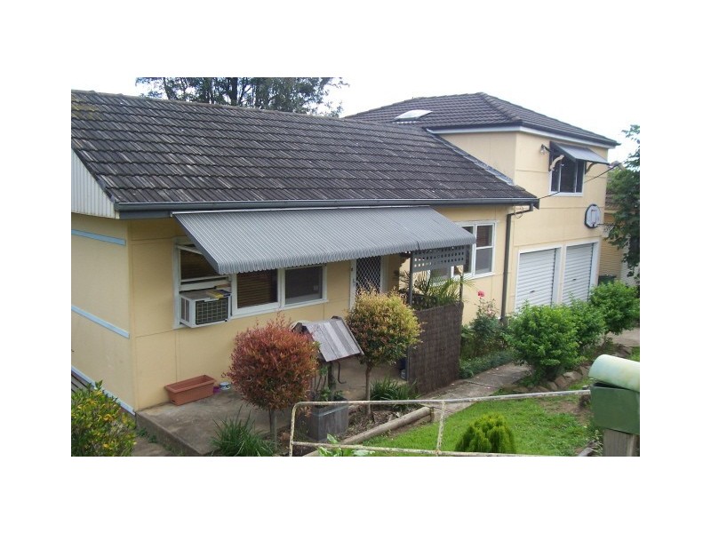 34 Lilian St, Campbelltown NSW 2560