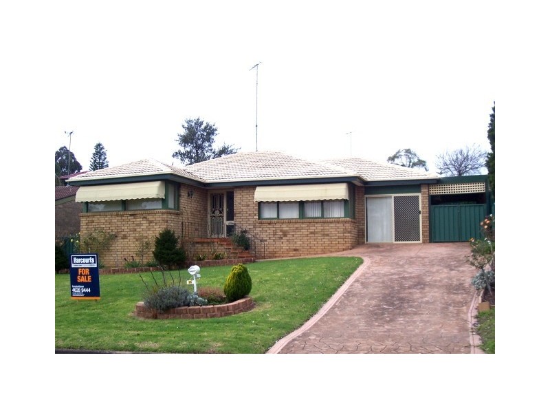15 Tremlow Cres, Ambarvale NSW 2560