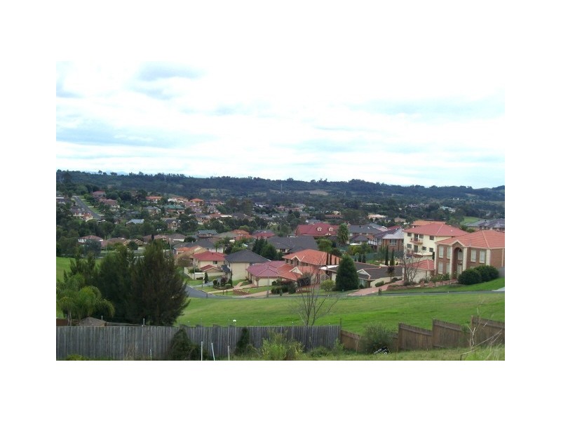 11 Lakeview Place, Glen Alpine NSW 2560