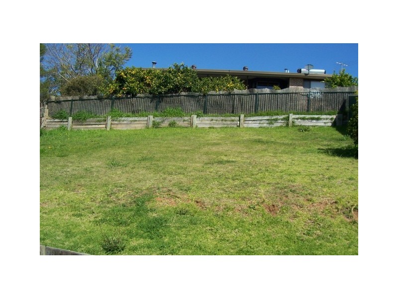 32 Twingleton Ave, Ambarvale NSW 2560
