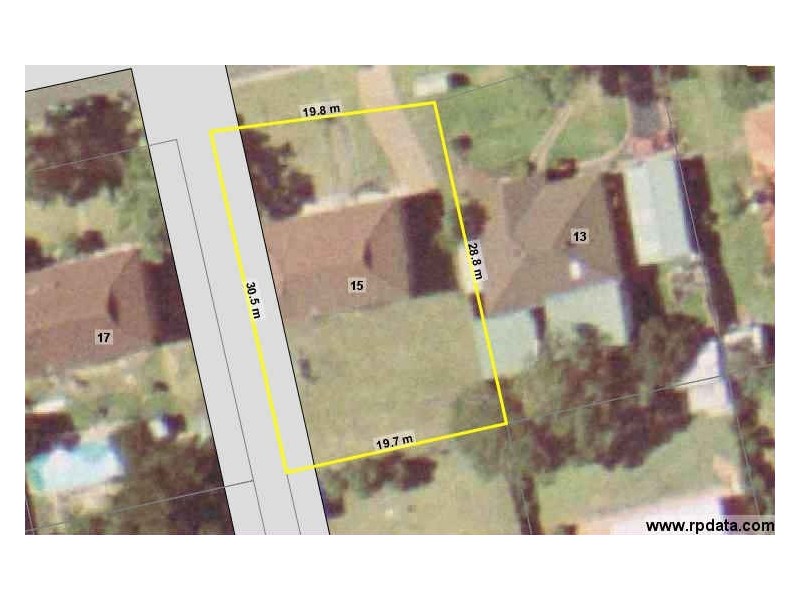 15 Brownlow Pl, Ambarvale NSW 2560
