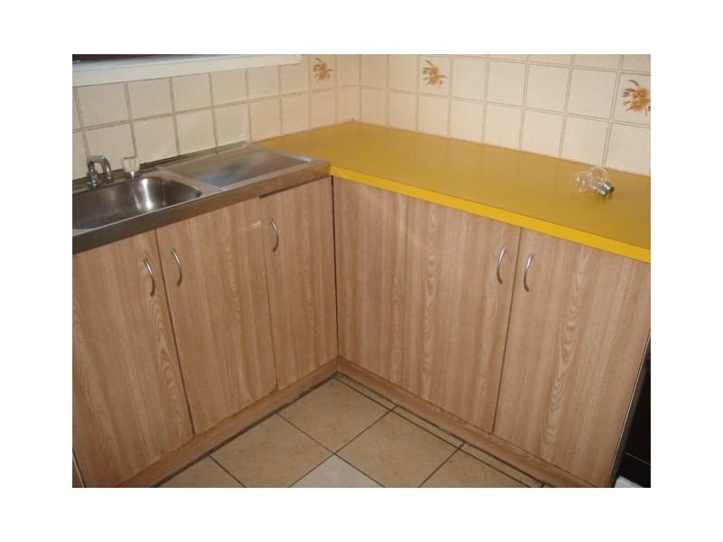 15 Brownlow Pl, Ambarvale NSW 2560