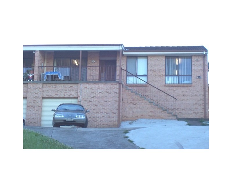 2/9 Cipolin Pl, Eagle Vale NSW 2558