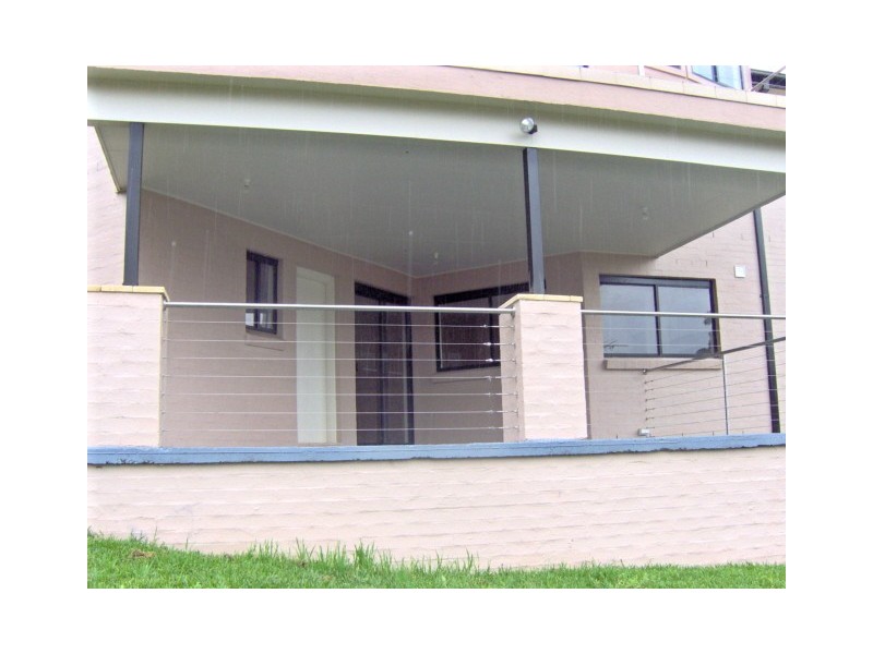 83 Englorie Park Dr, Glen Alpine NSW 2560