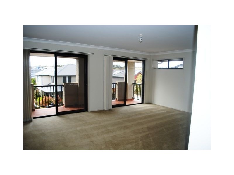 32 Paley Street, Campbelltown NSW 2560