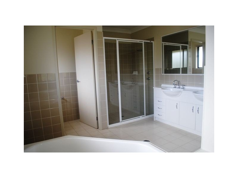 32 Paley Street, Campbelltown NSW 2560